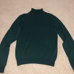 Green knit turtleneck
